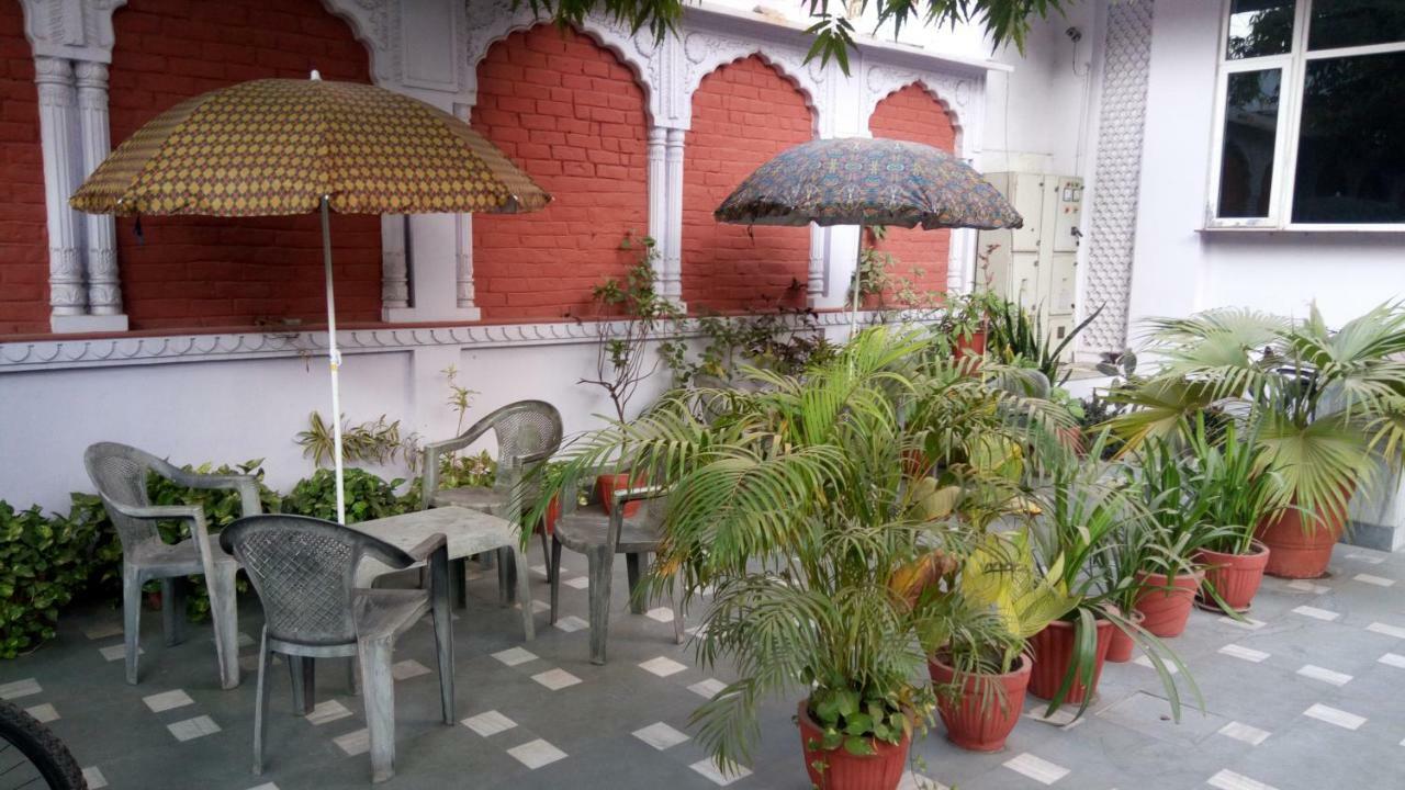 Chit Chat Guest House Dzsaipur Kültér fotó